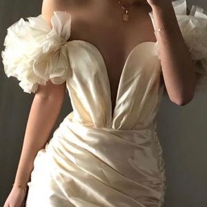 Meet your Posher, Marina